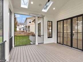 6613 31st Street N, Arlington VA 22213