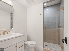 6613 31st Street N, Arlington VA 22213