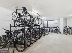 2960 Vaden Drive 413, Fairfax VA 22031