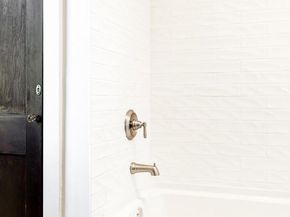 1081 Wynnwood Road, Abington PA 19001