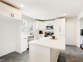 1081 Wynnwood Road, Abington PA 19001