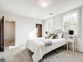 1081 Wynnwood Road, Abington PA 19001