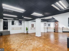 2541 S Clarion Street, Philadelphia PA 19148