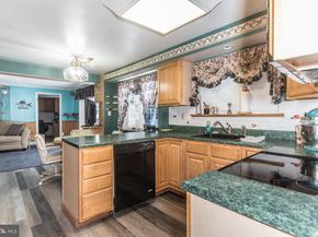 1036 Oakwood Drive, Warminster PA 18974