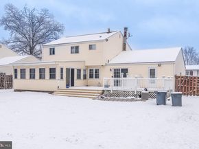 1036 Oakwood Drive, Warminster PA 18974