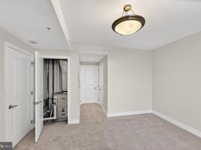 8220 Crestwood Heights Drive 1411, Mclean VA 22102