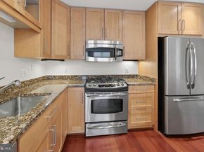 8220 Crestwood Heights Drive 1411, Mclean VA 22102