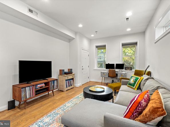 907 Webster Street NW 2, Washington DC 20011