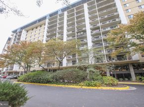 3800 Powell Lane 1121, Falls Church VA 22041