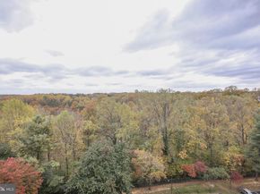 3800 Powell Lane 1121, Falls Church VA 22041