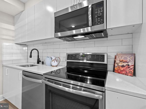 1718 1st Street NW 8, Washington DC 20001