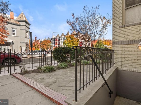 1718 1st Street NW 8, Washington DC 20001