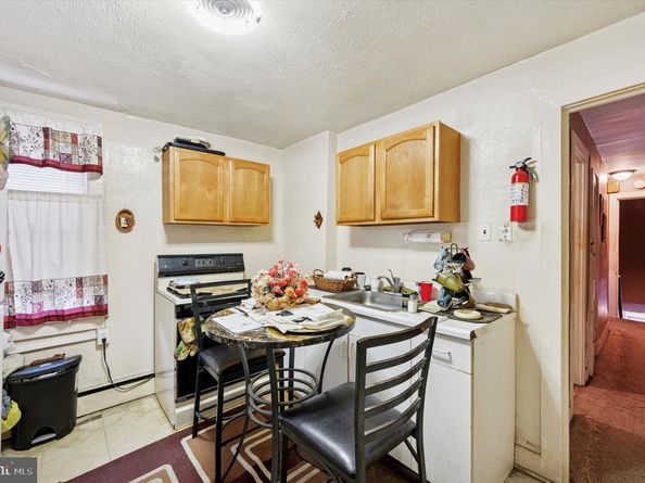 331 N 10TH Street, Darby PA 19023