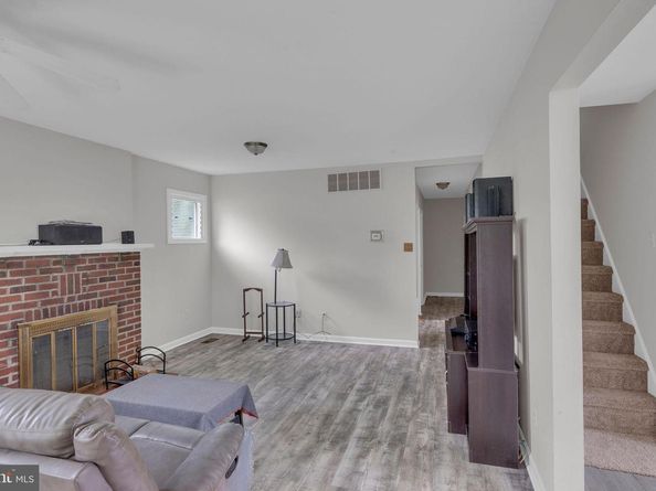 110 Woodlawn Avenue, Willow Grove PA 19090