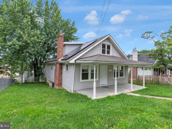 110 Woodlawn Avenue, Willow Grove PA 19090