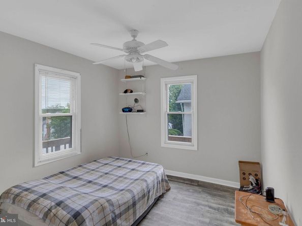 110 Woodlawn Avenue, Willow Grove PA 19090