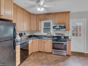 110 Woodlawn Avenue, Willow Grove PA 19090