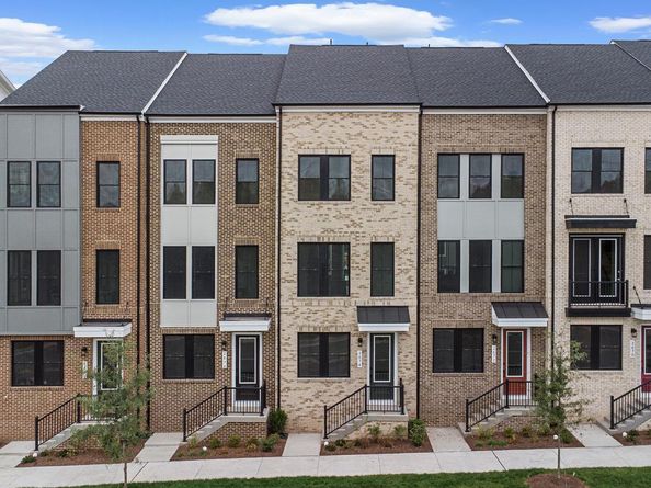 2676 River Birch Road, Herndon VA 20171