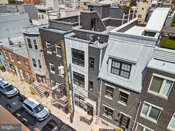 2227 League Street, Philadelphia PA 19146