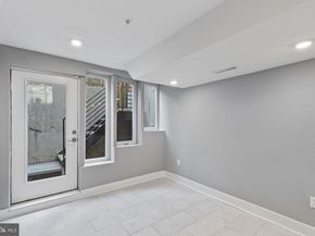 2227 League Street, Philadelphia PA 19146