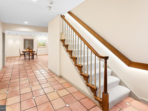 4616 Foxhall Crescent NW, Washington DC 20007