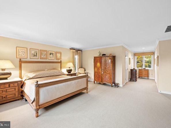 4616 Foxhall Crescent NW, Washington DC 20007