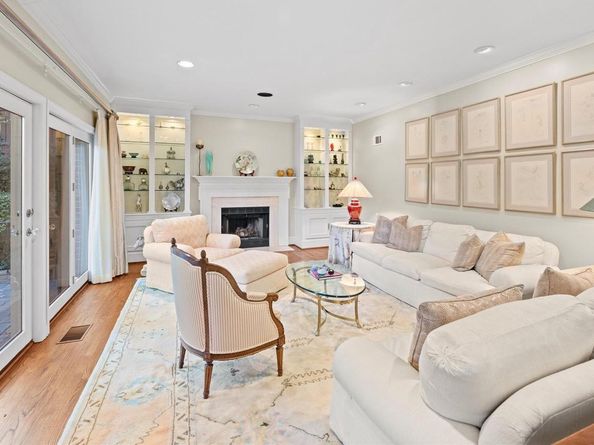 4616 Foxhall Crescent NW, Washington DC 20007