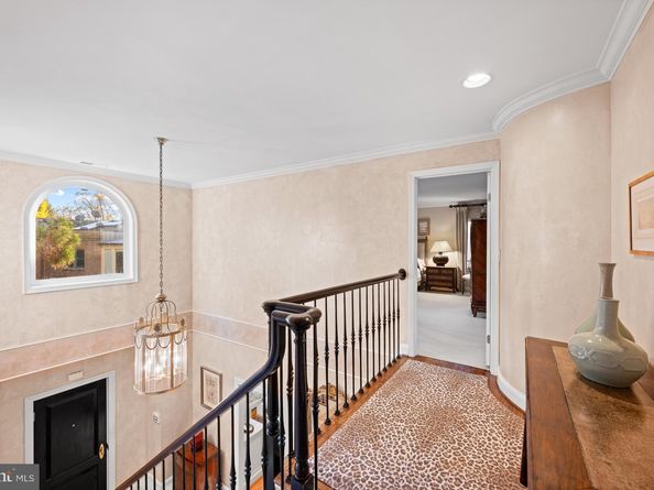 4616 Foxhall Crescent NW, Washington DC 20007