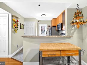 1407 E Abingdon Drive 1, Alexandria VA 22314