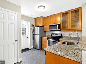 1407 E Abingdon Drive 1, Alexandria VA 22314