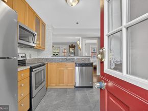 1407 E Abingdon Drive 1, Alexandria VA 22314