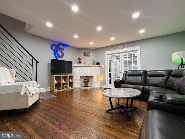 88 W Plumstead Avenue, Lansdowne PA 19050