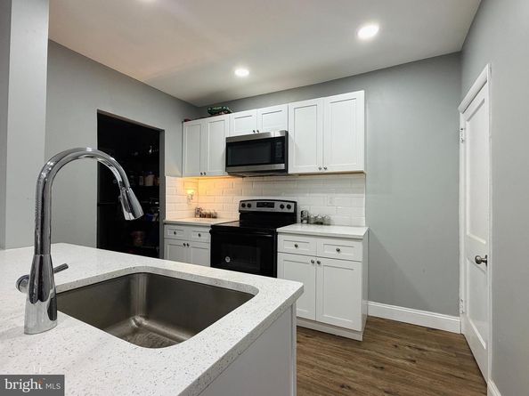 88 W Plumstead Avenue, Lansdowne PA 19050