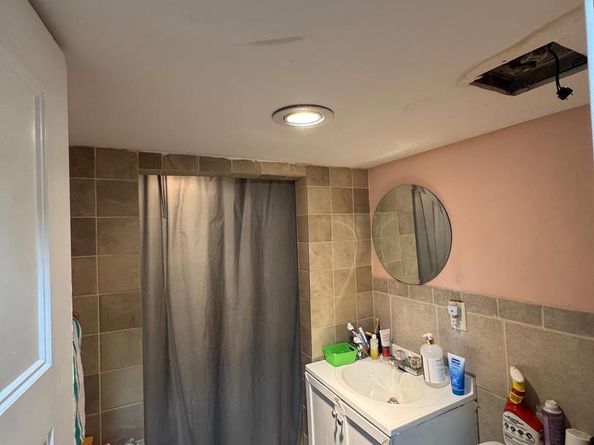 4655 Shelbourne Street, Philadelphia PA 19124