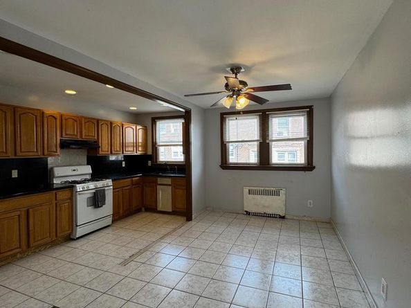 4655 Shelbourne Street, Philadelphia PA 19124