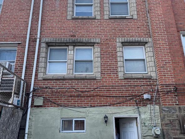 4655 Shelbourne Street, Philadelphia PA 19124