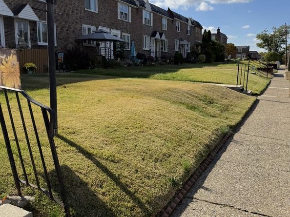 422 Rively Avenue, Darby PA 19023