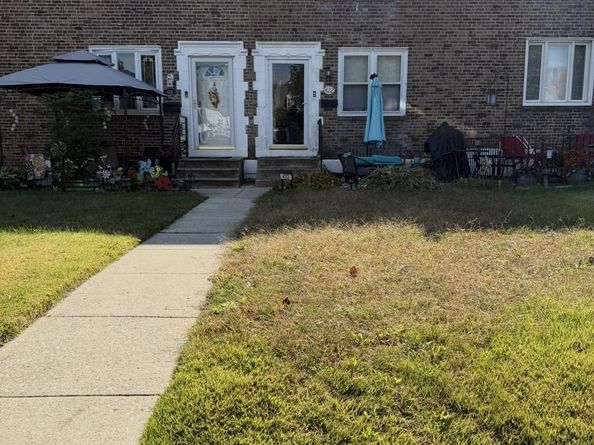 422 Rively Avenue, Darby PA 19023