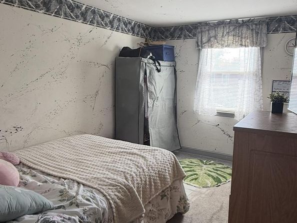 422 Rively Avenue, Darby PA 19023