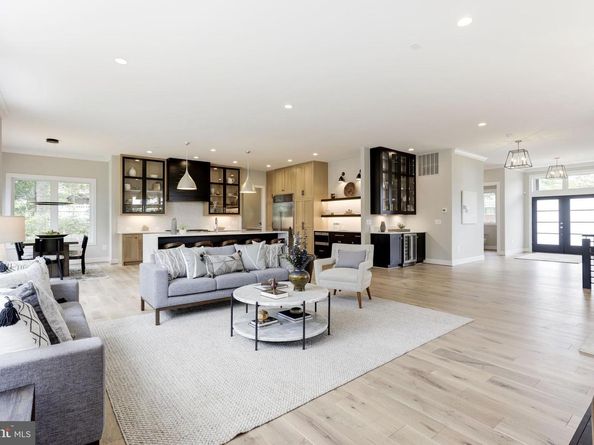 7205 Bayside Court, Mclean VA 22101