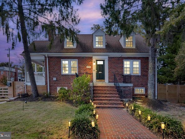 1700 Dewitt Avenue, Alexandria VA 22301