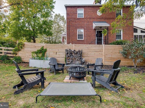 1700 Dewitt Avenue, Alexandria VA 22301