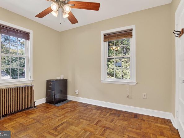 1700 Dewitt Avenue, Alexandria VA 22301