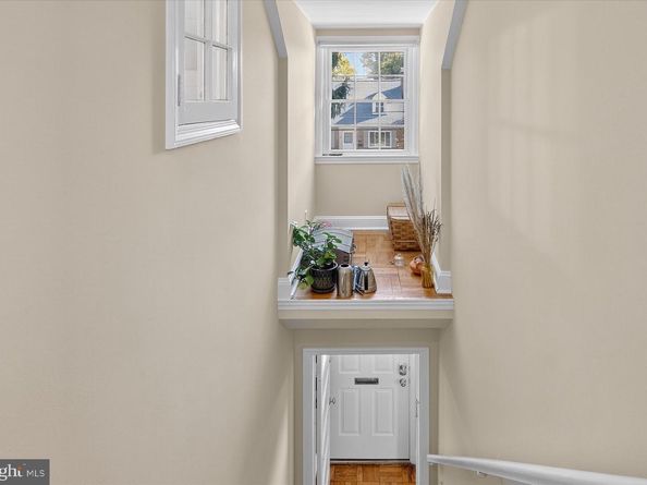 1700 Dewitt Avenue, Alexandria VA 22301