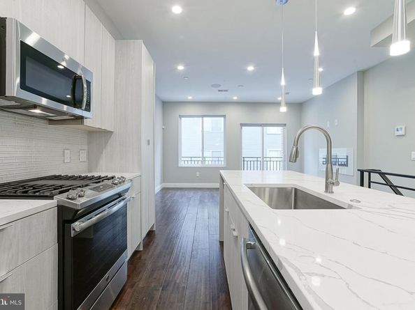 1630 Cambridge Street B, Philadelphia PA 19130