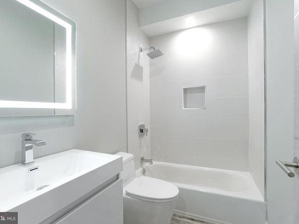 1630 Cambridge Street B, Philadelphia PA 19130