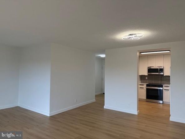 205 Yoakum Parkway 1016, Alexandria VA 22304