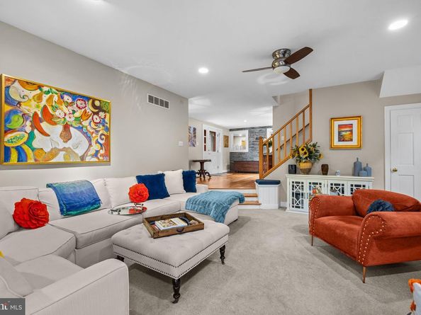 1191 Wheatsheaf Lane, Abington PA 19001