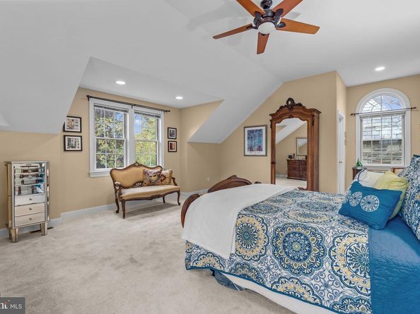 1191 Wheatsheaf Lane, Abington PA 19001