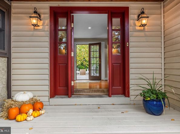 1191 Wheatsheaf Lane, Abington PA 19001